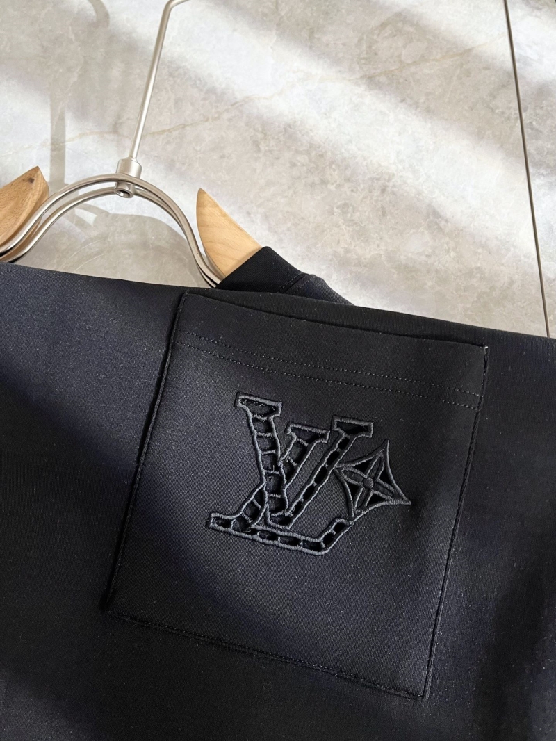 l0vis Vvtt0n t-shirt